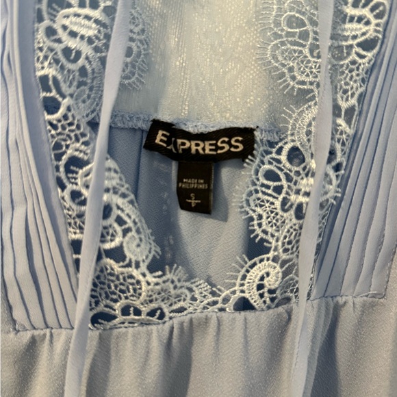 Express Blouse - Picture 3 of 3